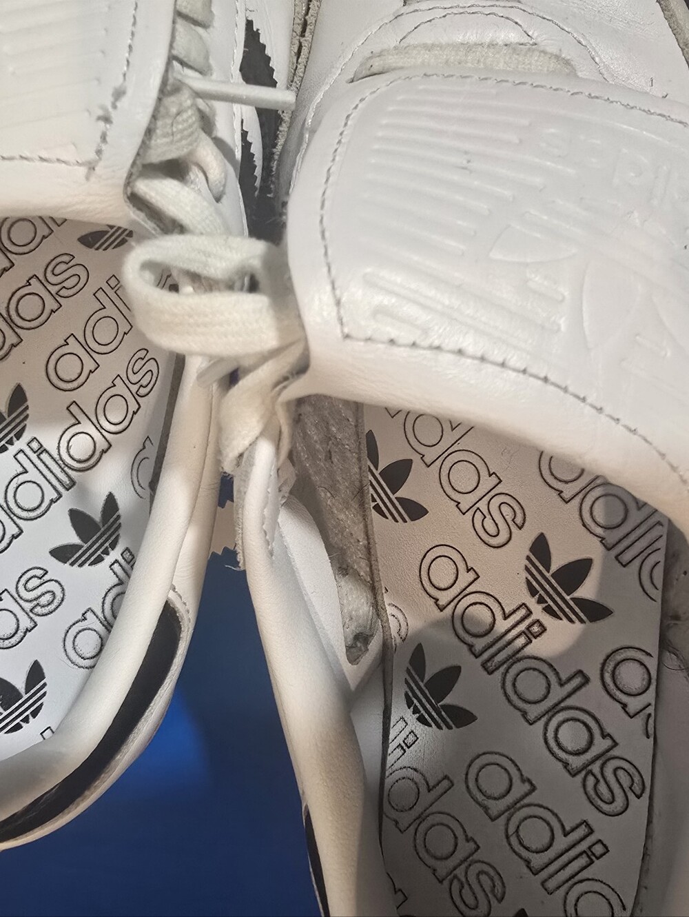 adidas Women White Sneakers with Black Stripes and Gum Sole - Picture 6 of 8